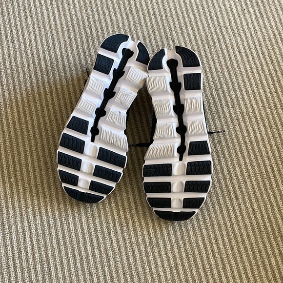 ON Cloudswift womens running shoes - Picture 3 of 4